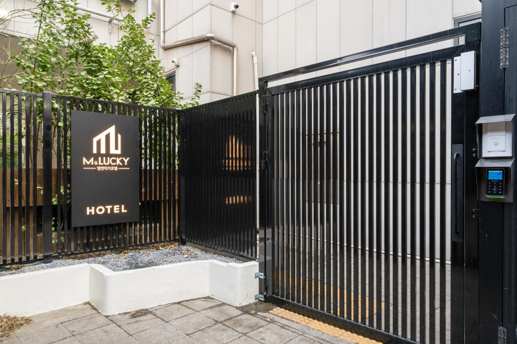 Mnlucky Hotel Seul Zewnętrze zdjęcie
